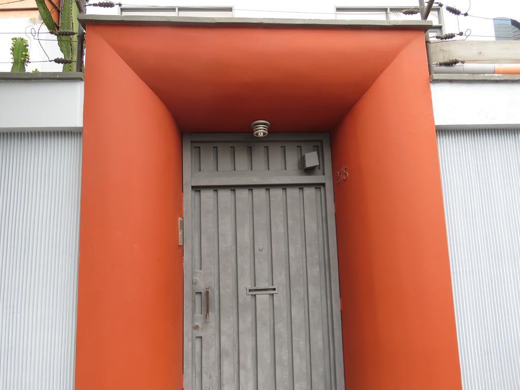Casa Hualpa Hostel Lima Dış mekan fotoğraf
