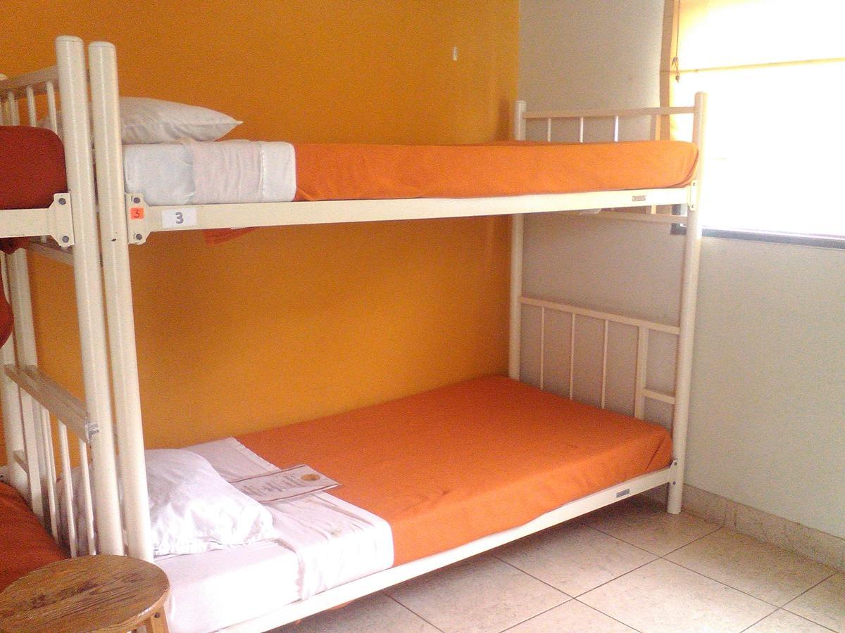 Casa Hualpa Hostel Lima Dış mekan fotoğraf