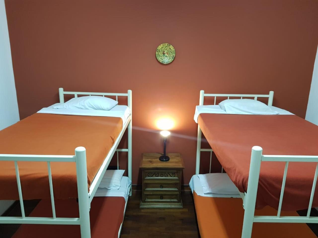 Casa Hualpa Hostel Lima Dış mekan fotoğraf