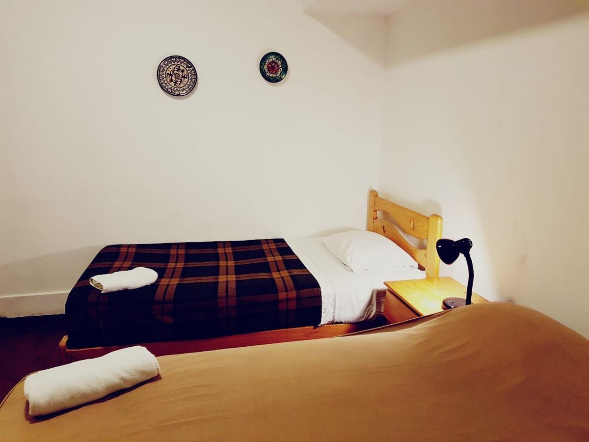 Casa Hualpa Hostel Lima Dış mekan fotoğraf