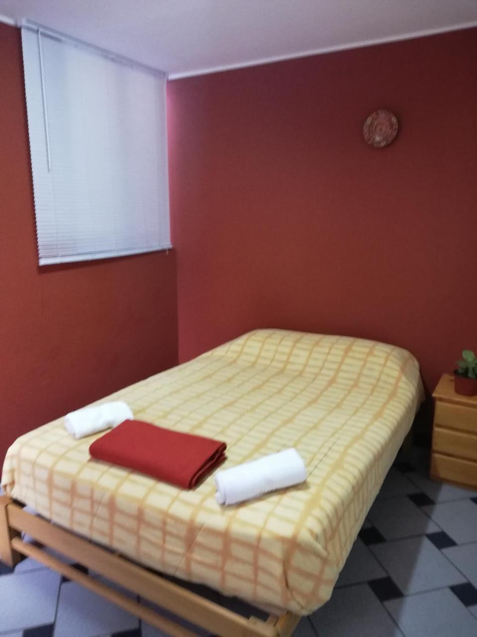 Casa Hualpa Hostel Lima Dış mekan fotoğraf